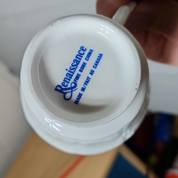 Renaissance Fine Bone China Teacup - Picture 6 of 8